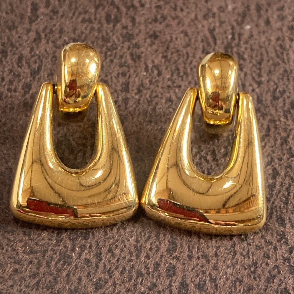 Vintage Monet gold-tone "door knocker" clip-on earrings